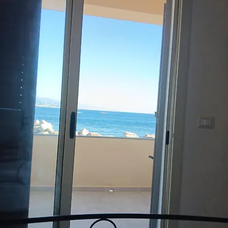 Apartment I Mancuso *